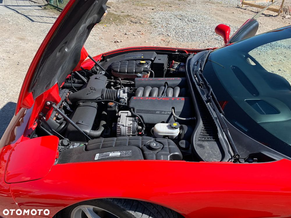 Chevrolet Corvette - 14