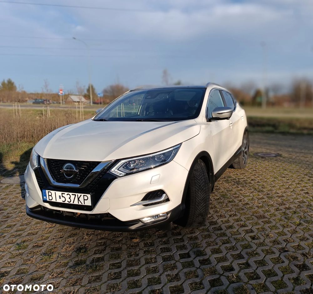Nissan Qashqai 1.6 DCi TEKNA+ - 1