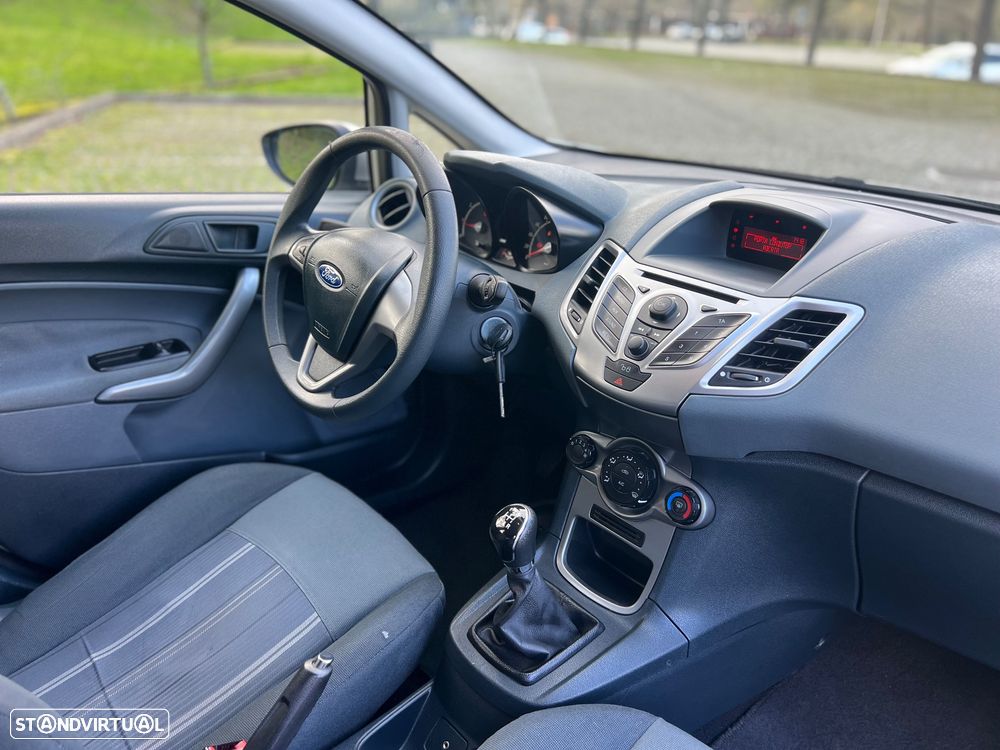 Ford Fiesta 1.25 Trend - 10