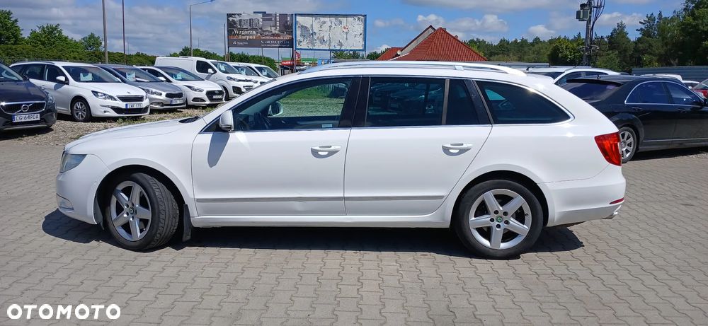 Skoda Superb 2.0 TDI PD Comfort - 6