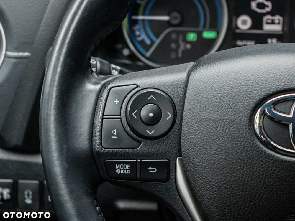Toyota Auris - 22