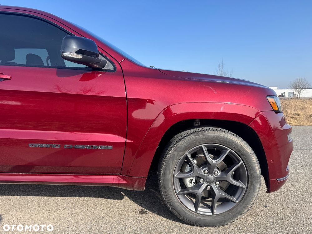 Jeep Grand Cherokee - 10