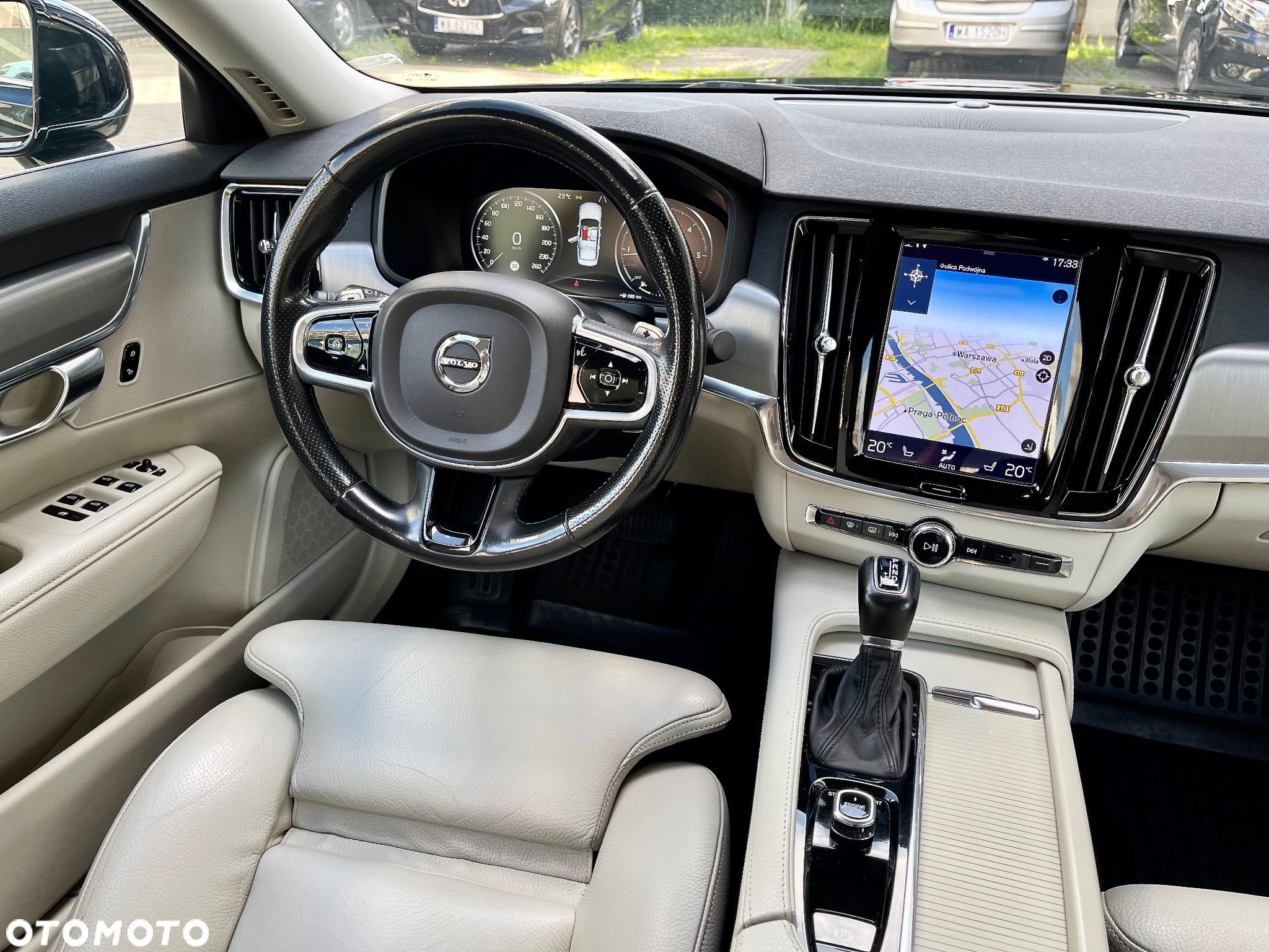Volvo S90 - 27