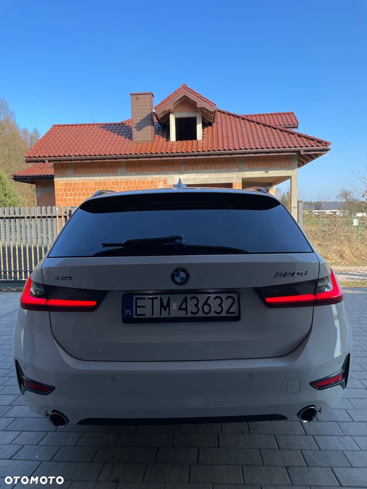 BMW Seria 3 320d xDrive mHEV - 5