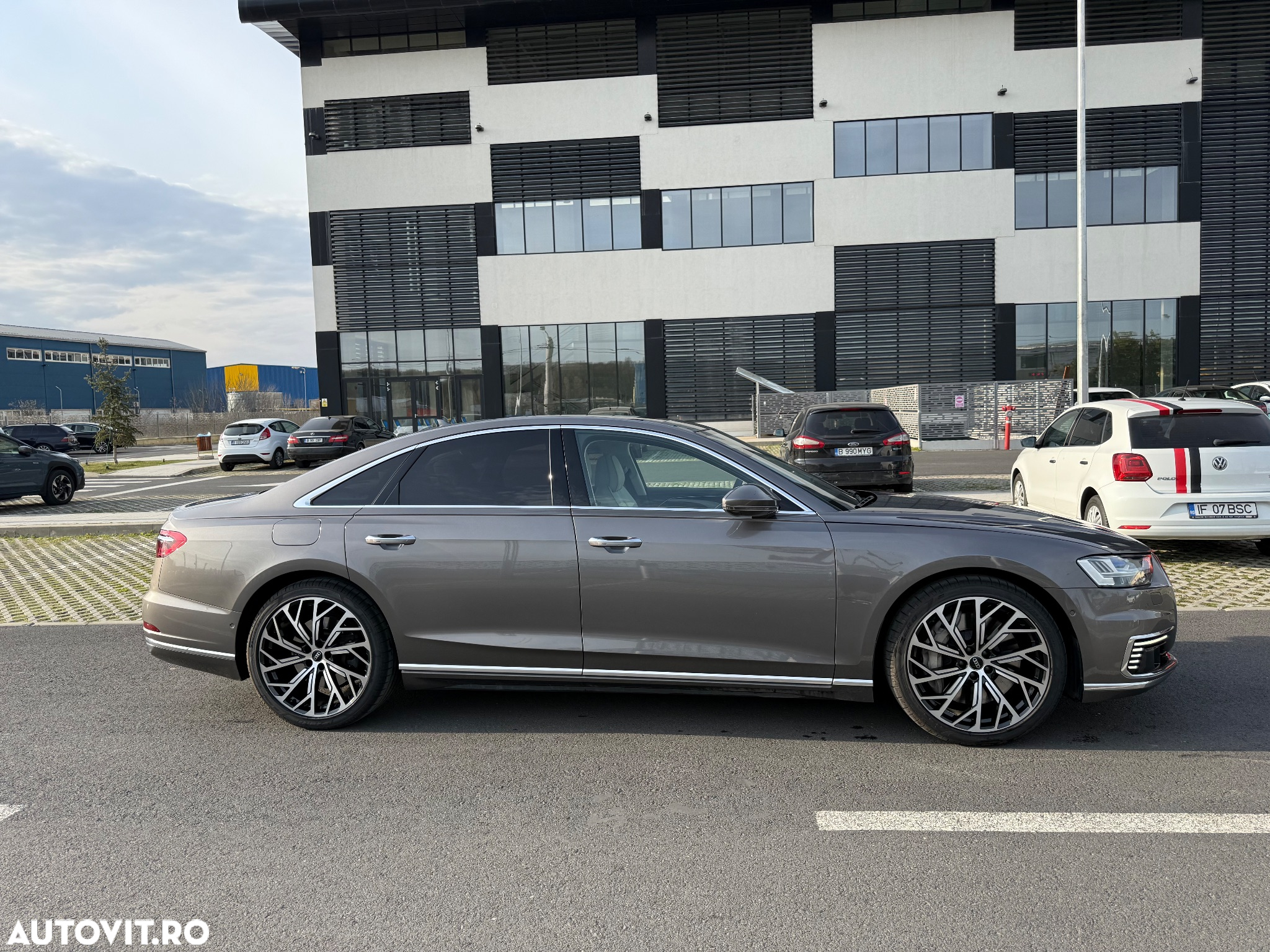 Audi A8 - 5