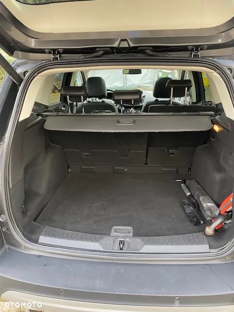Ford Kuga - 5