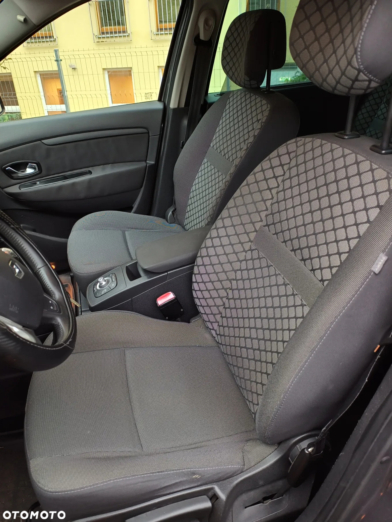Renault Scenic 1.5 dCi Tech Run - 12
