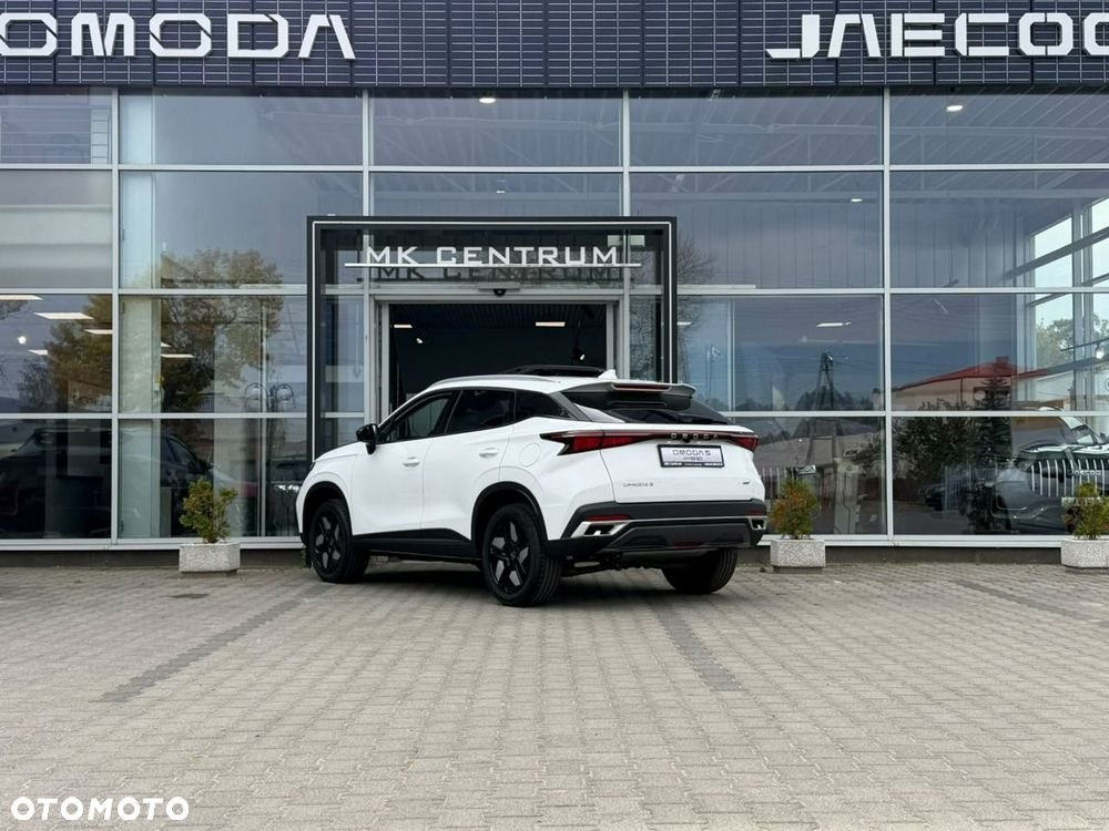 Omoda 5 - 6