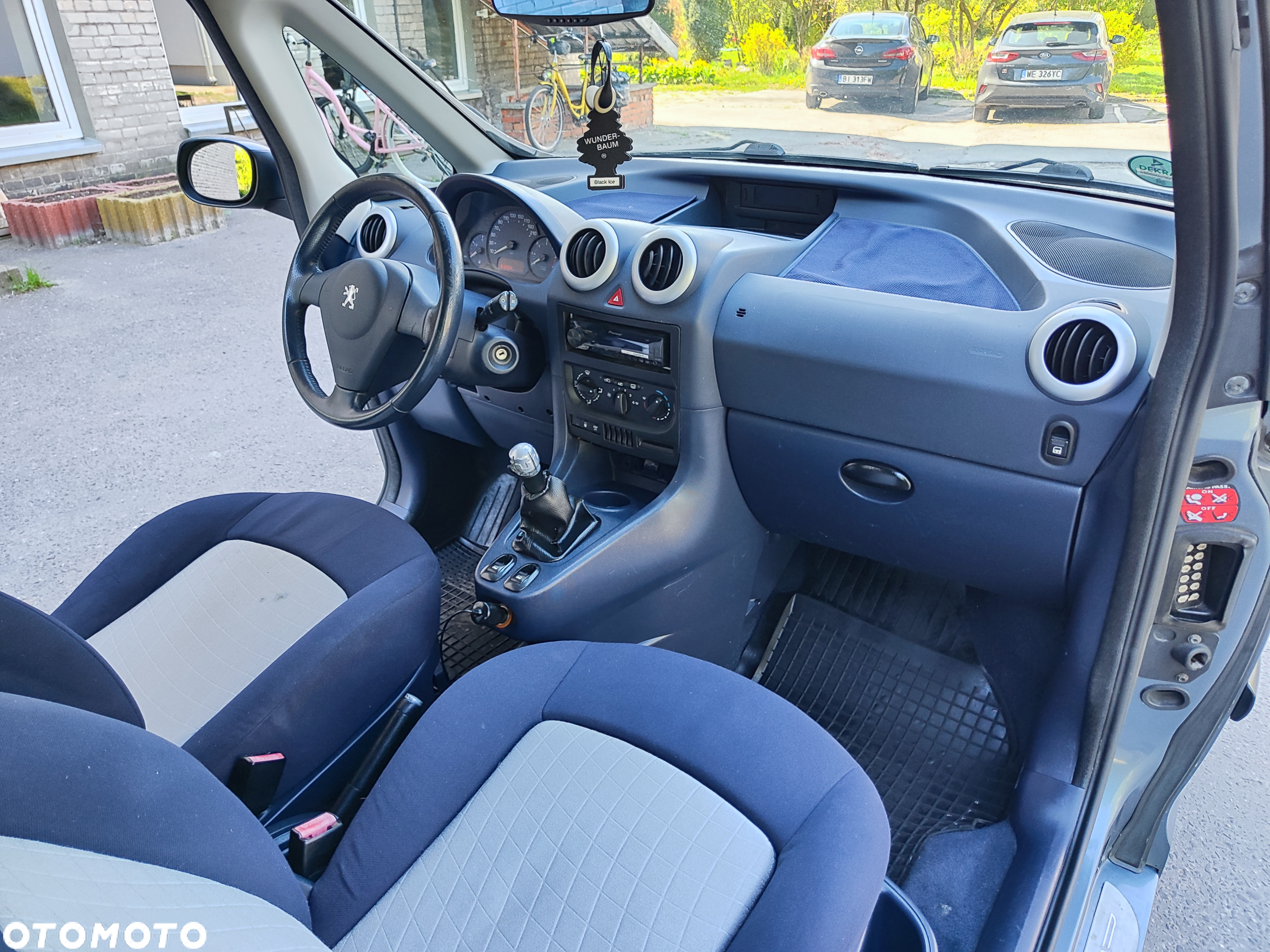 Peugeot 1007 HDi 70 Tendance - 14