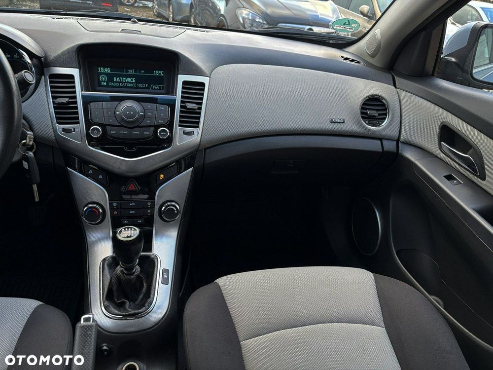 Chevrolet Cruze 2.0 D LT+ - 24