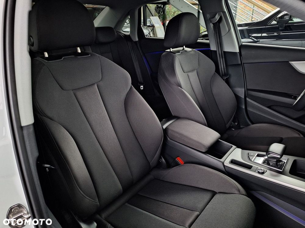 Audi A4 Limousine - 24
