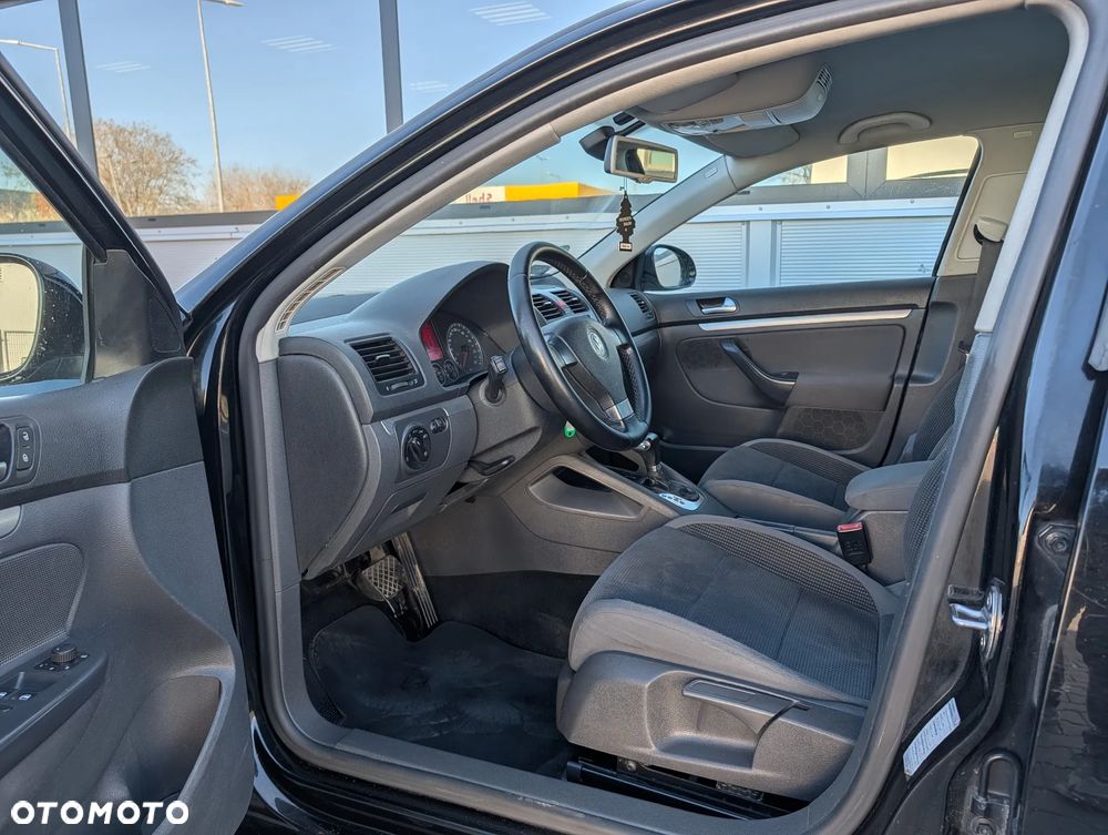 Volkswagen Golf 1.9 TDI DSG Comfortline - 14