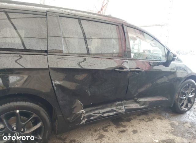 Chrysler Pacifica - 6