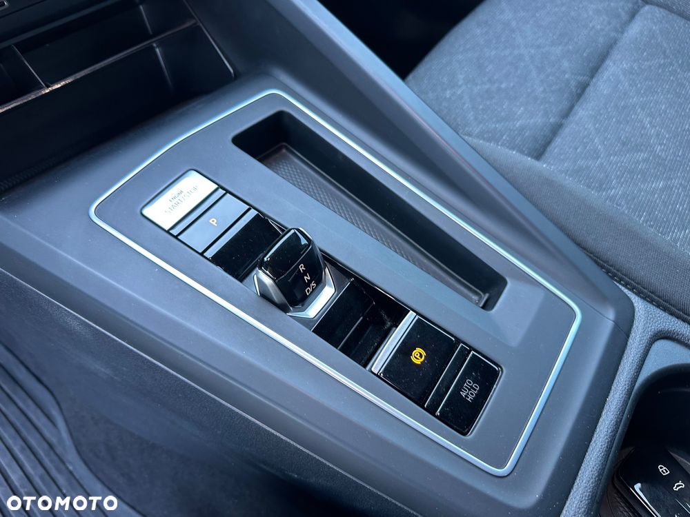 Volkswagen Golf - 29