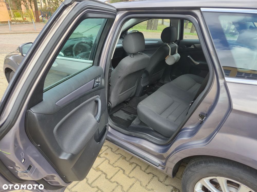 Ford Mondeo 2.0 TDCi Titanium - 11