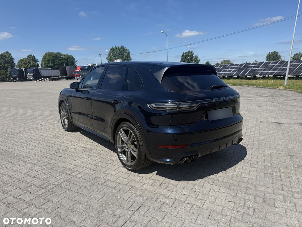 Porsche Cayenne Standard - 6