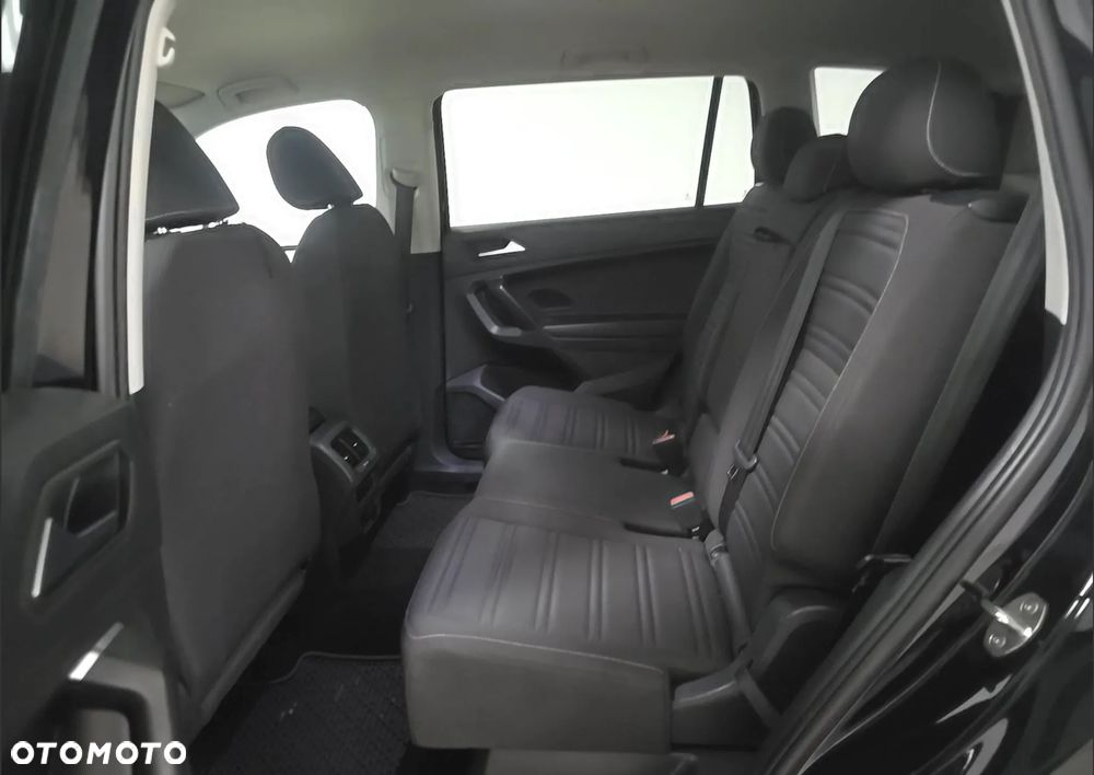 Volkswagen Tiguan - 14