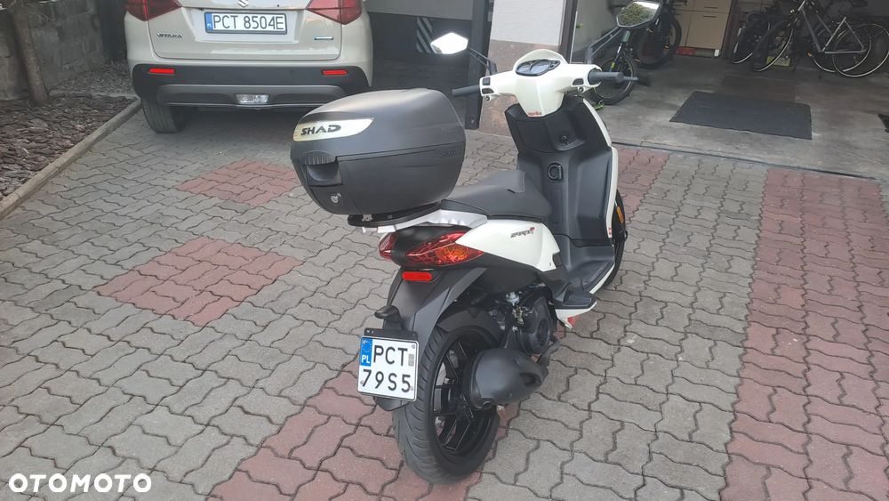Aprilia Sportcity - 3