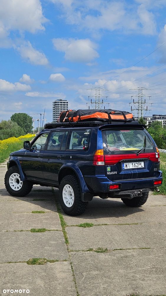 Mitsubishi Pajero Sport - 2