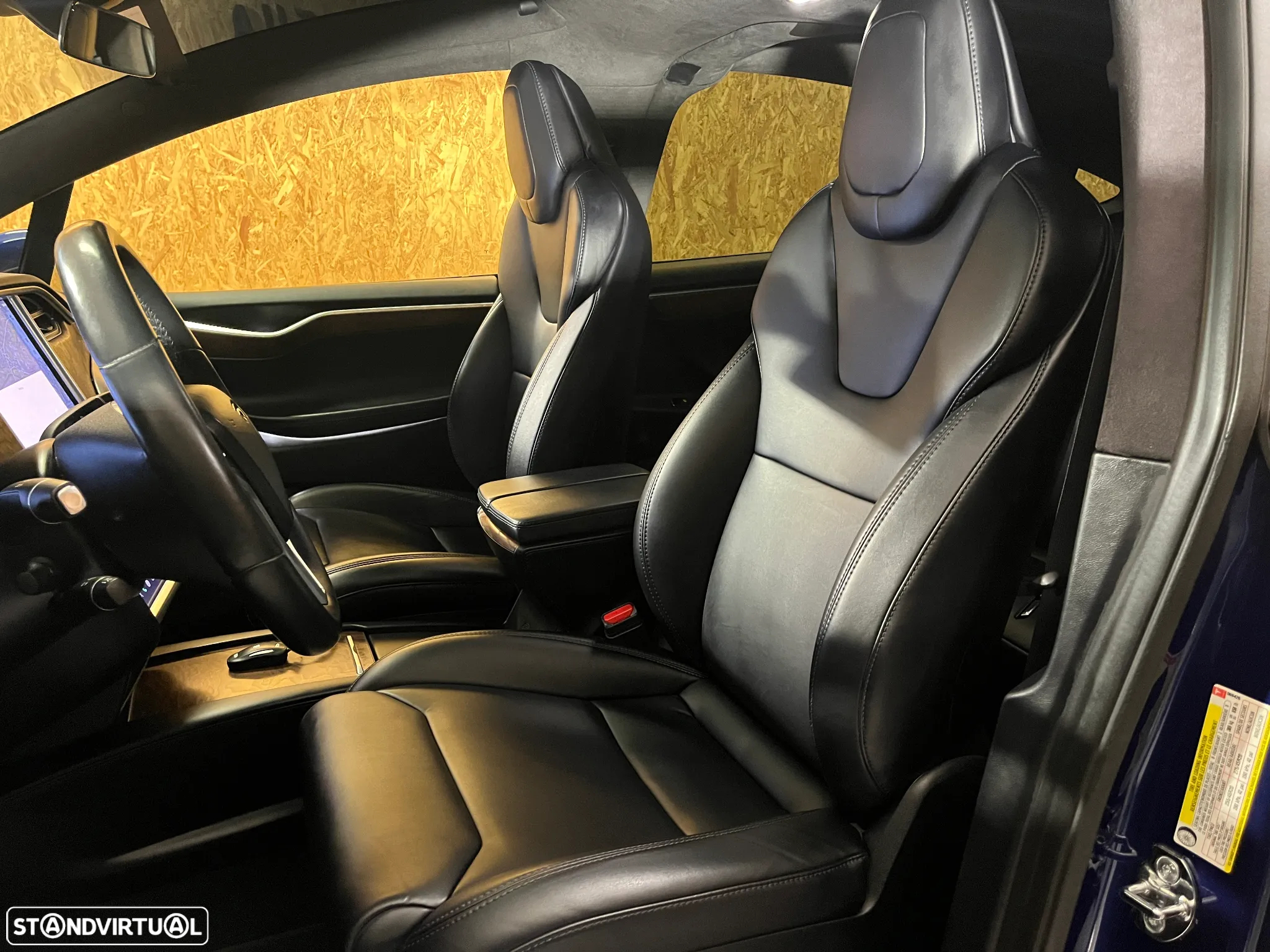 Tesla Model X 100D - 8