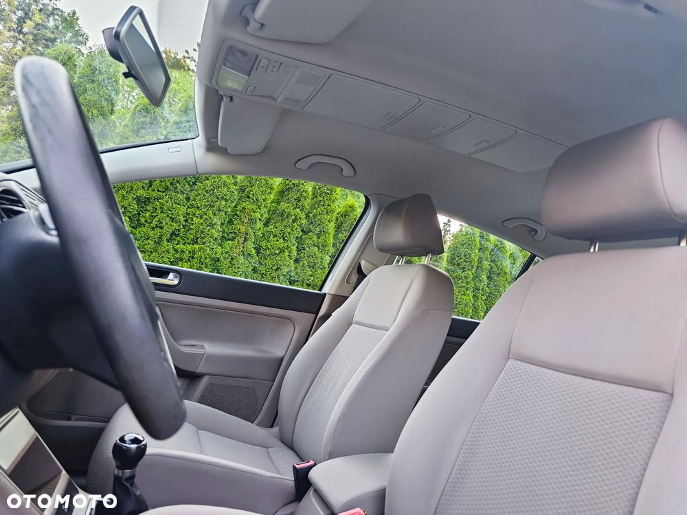 Volkswagen Golf Plus 1.6 Edition - 16