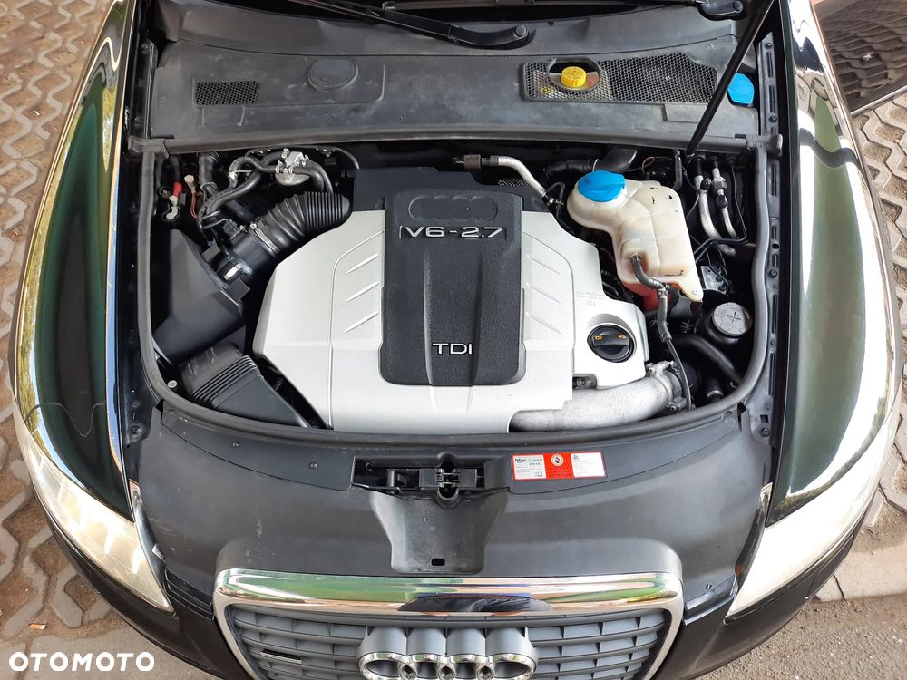 Audi A6 Avant 2.7 TDI DPF quattro tiptronic - 25