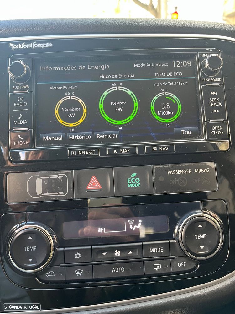 Mitsubishi Outlander - 27