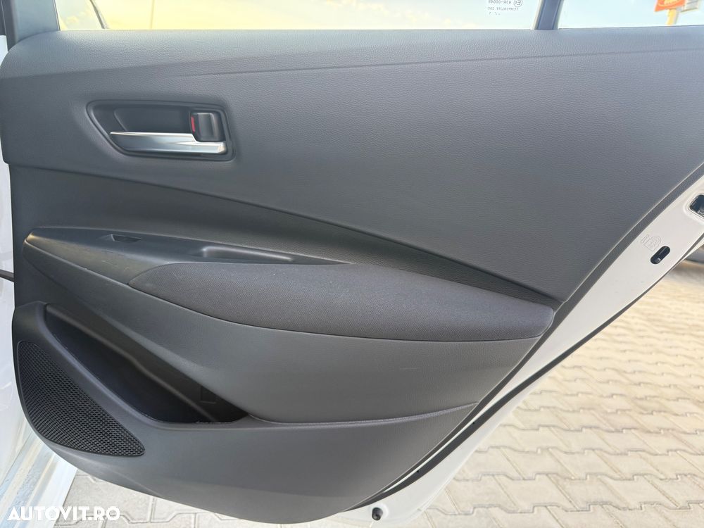 Toyota Corolla 1.8 HSD Exclusive interior Negru - 16