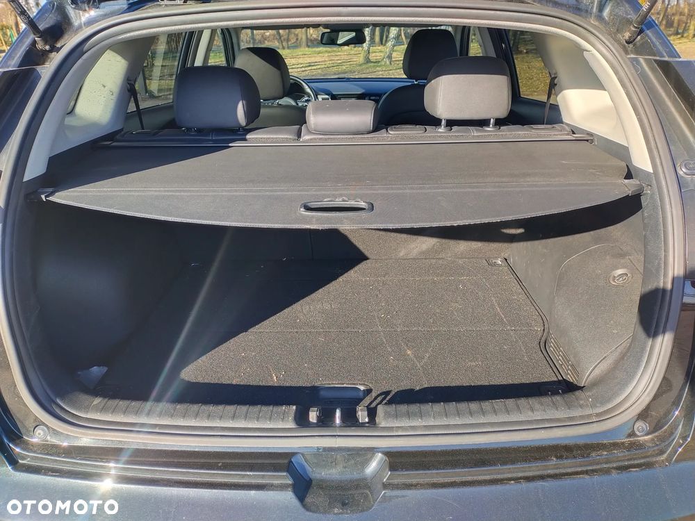Kia Niro 1.6 GDI Hybrid L Business Line - 13