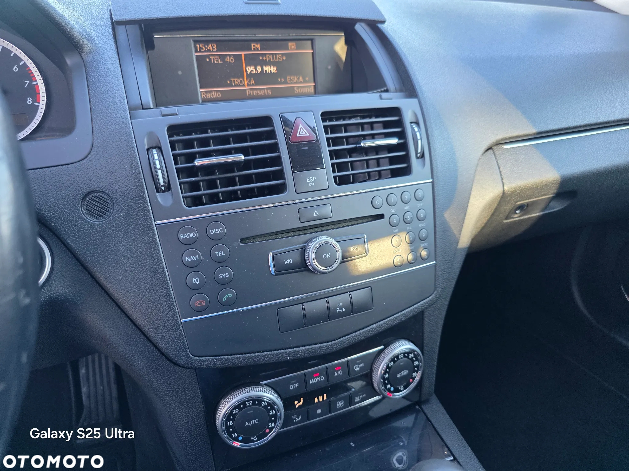 Mercedes-Benz Klasa C 180 T Kompressor BlueEFFICIENCY - 34