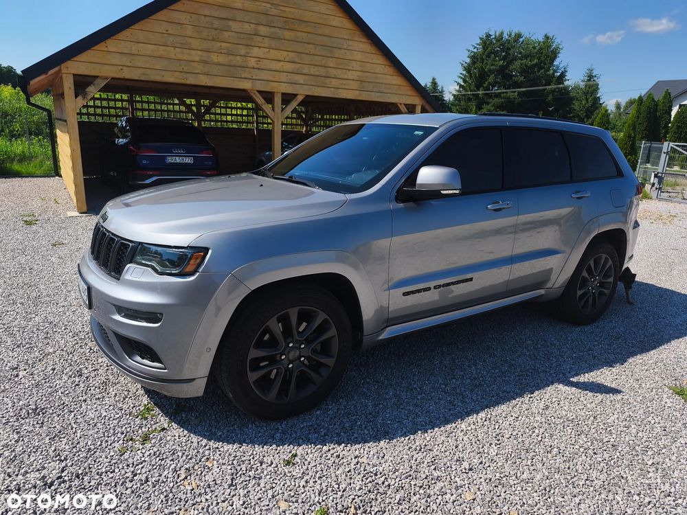 Jeep Grand Cherokee 5.7 V8 Overland Summit - 18