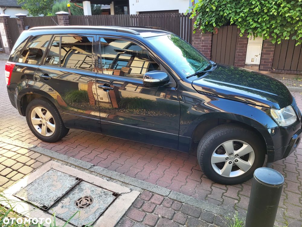 Suzuki Grand Vitara 2.4 Premium - 8