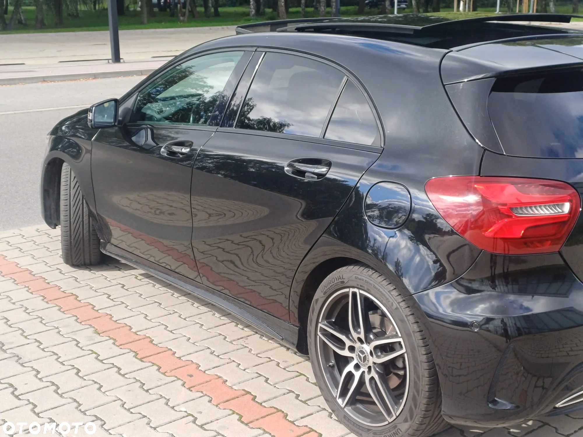 Mercedes-Benz Klasa A 200 CDI 4Matic 7G-DCT AMG Line - 13