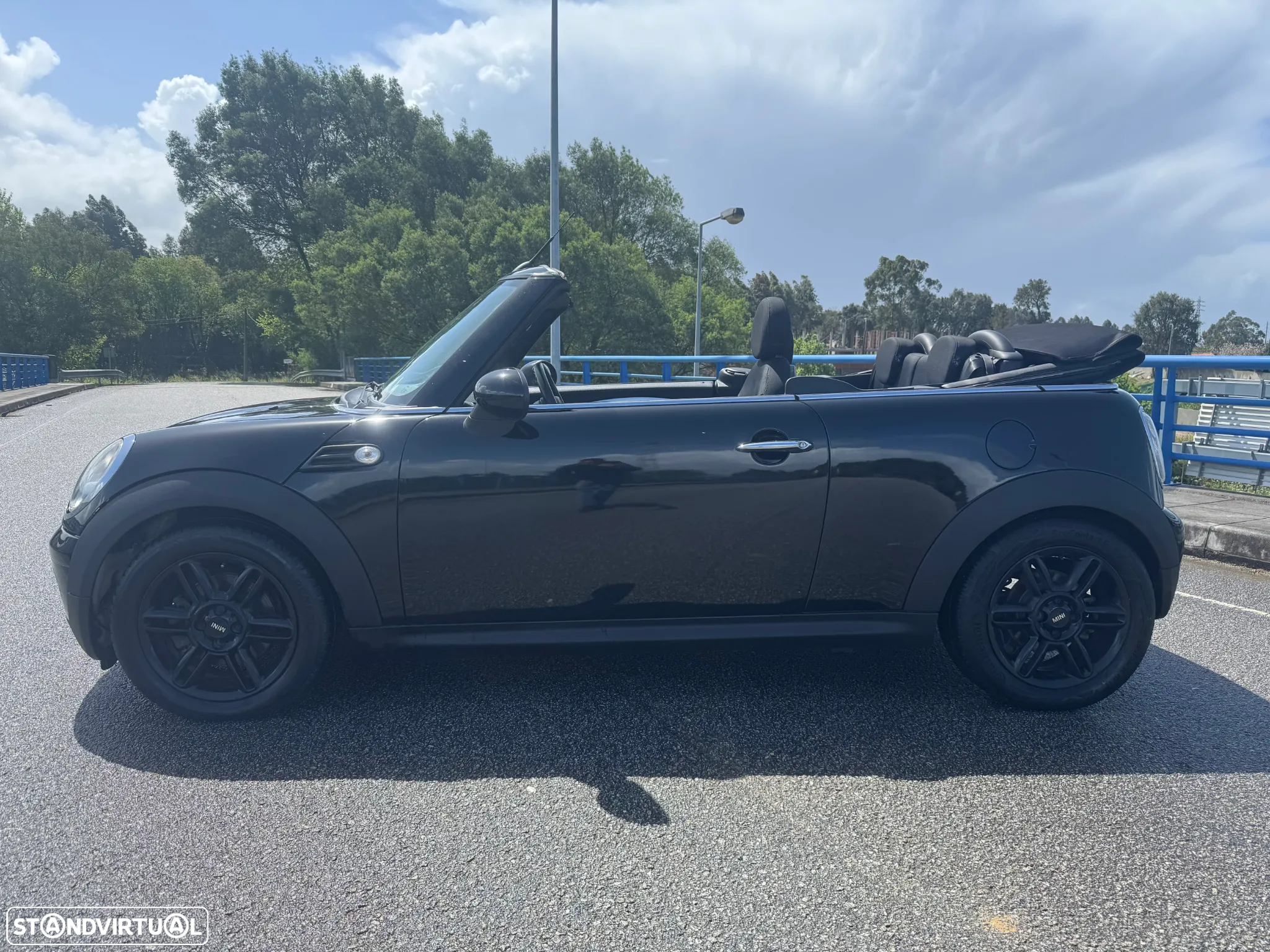 MINI Cabrio Cooper - 8