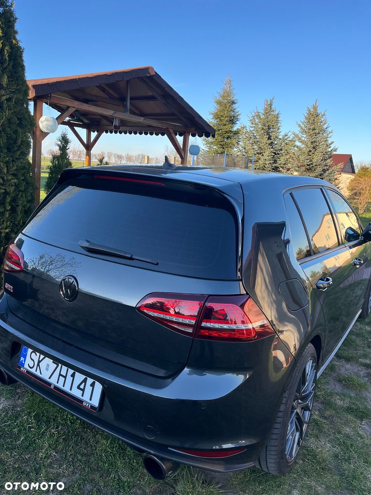 Volkswagen Golf 2.0 TSI BMT GTI Performance DSG - 4