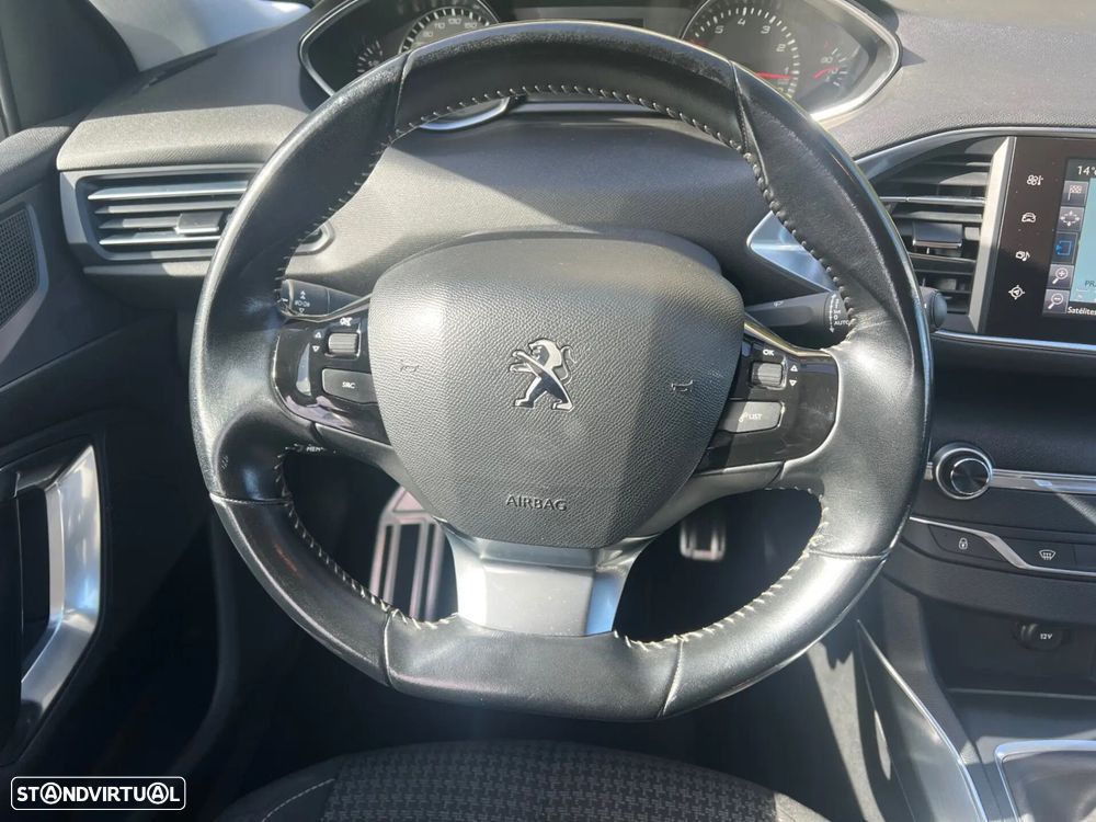 Peugeot 308 PureTech 110 Stop & Start Allure - 11