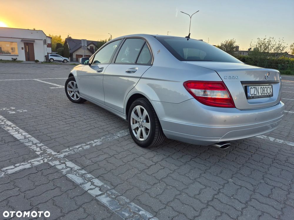 Mercedes-Benz Klasa C 220 CDI BlueEff Classic - 7