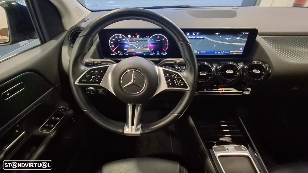 Mercedes-Benz B 180 d - 15