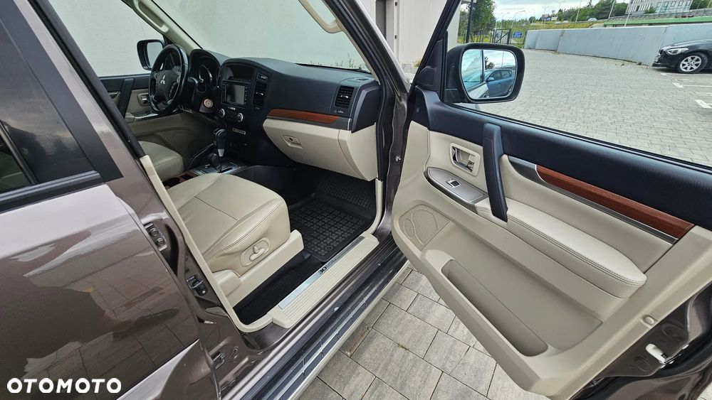 Mitsubishi Pajero 3.2 DID Dakar - 36