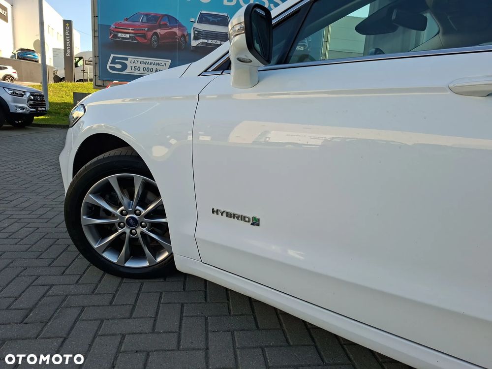 Ford Mondeo 2.0 Hybrid Titanium - 14