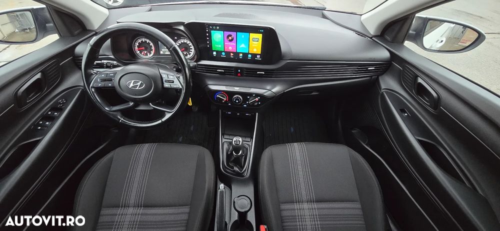 Hyundai i20 blue 1.2 Pure - 6