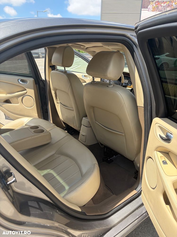 Jaguar X-Type 2.0 TD Luxury - 10