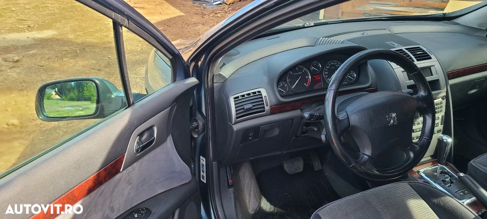 Peugeot 407 - 6