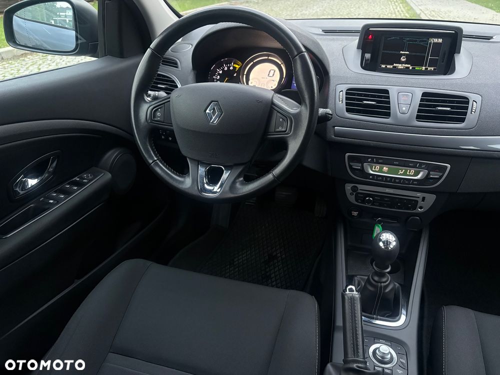 Renault Megane 1.6 16V 110 Paris Business - 10