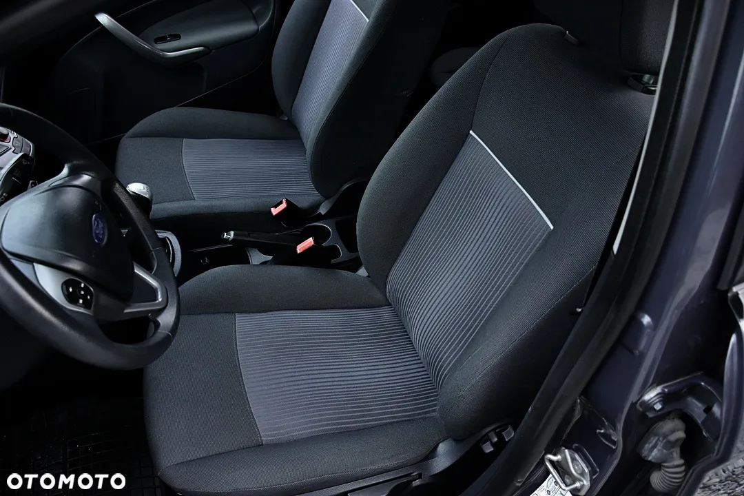 Ford Fiesta 1.25 Platinium X - 25
