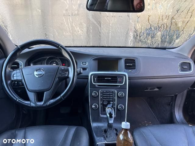 Volvo V60 D4 Geartronic Kinetic - 7