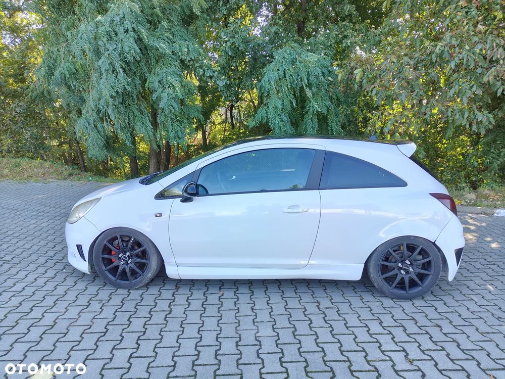 Opel Corsa - 8