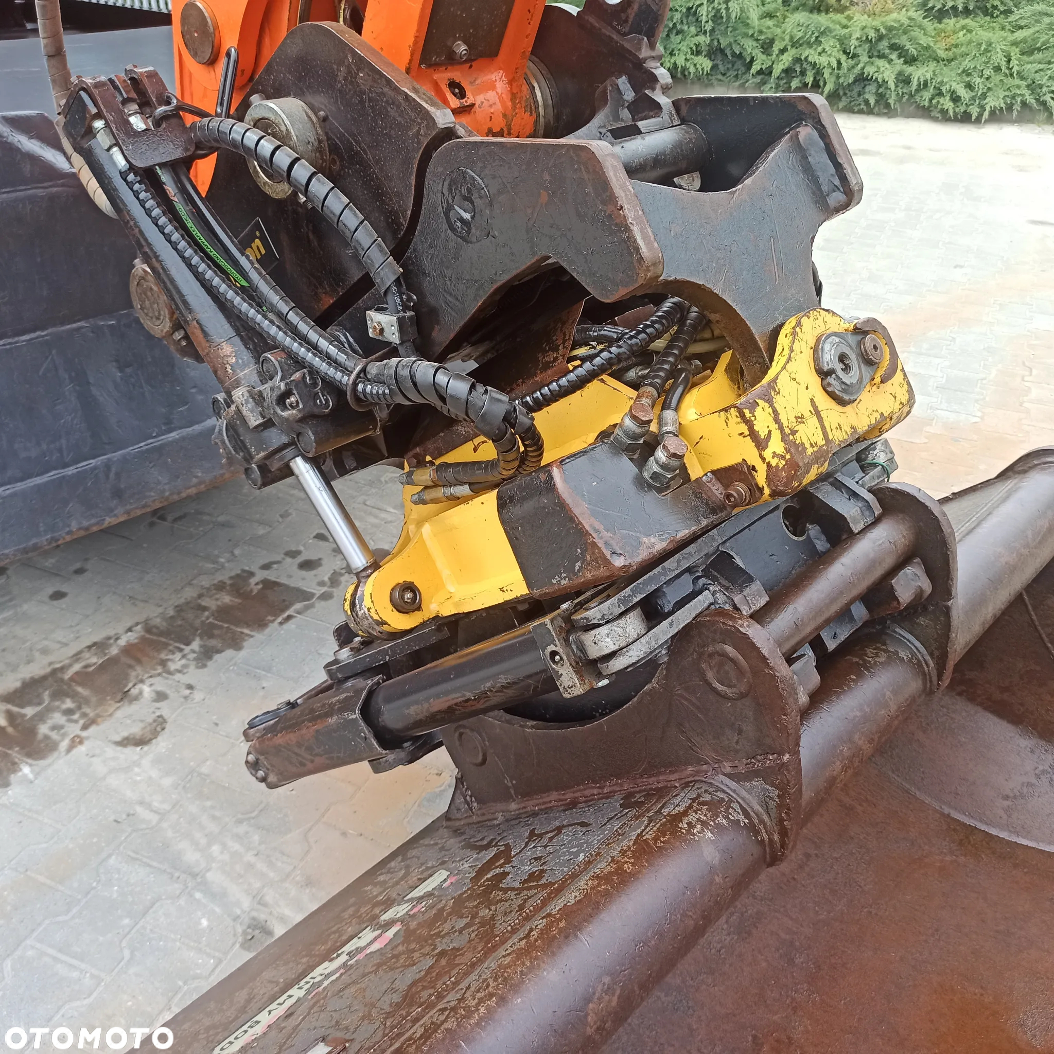 Doosan DX 140 W - 12