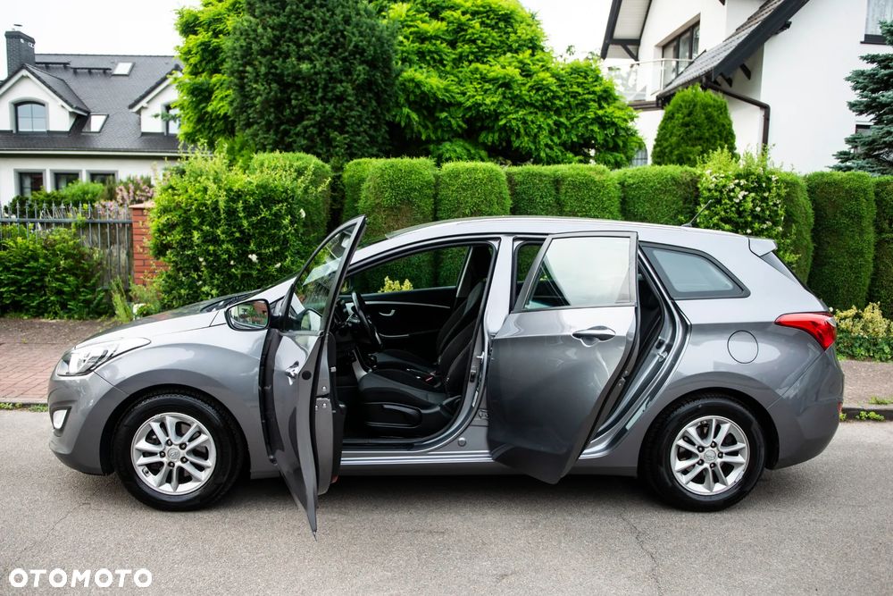 Hyundai i30 1.6 GDI Premium - 16