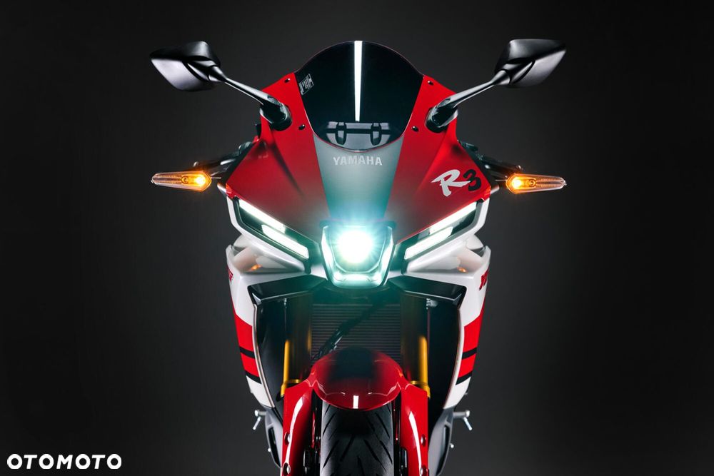 Yamaha R3 - 3
